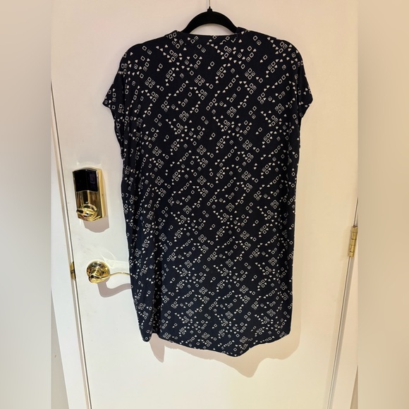 Frank & Oak Blue and white patterned short sleeve button up tunic dress - Picture 3 of 4